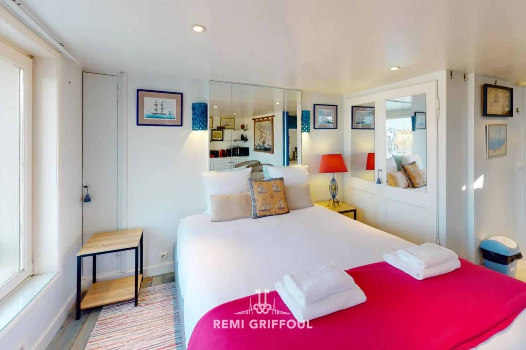 Racing The Wind Breathtaking Port View 2 Pers Honfleur Exterior foto